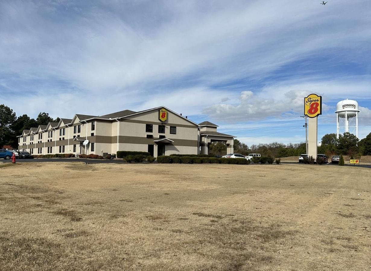 Super 8 By Wyndham Hernando Hotel Exterior photo